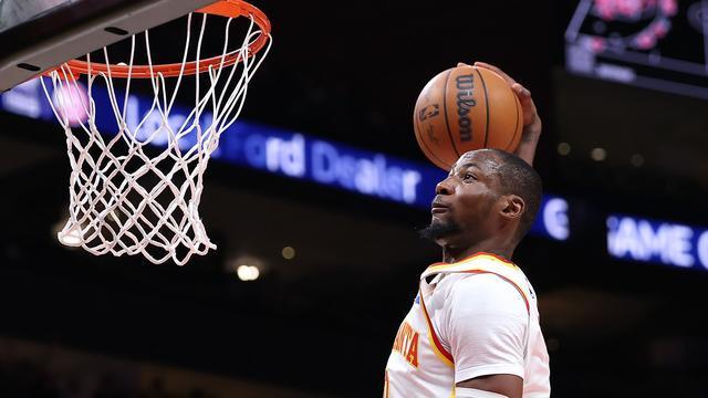 库明加老鹰首秀惊艳创纪录 勇士交易引争议